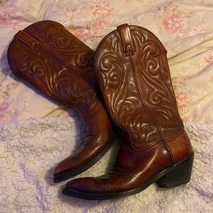 Dingo Red Tall Western Boots 9